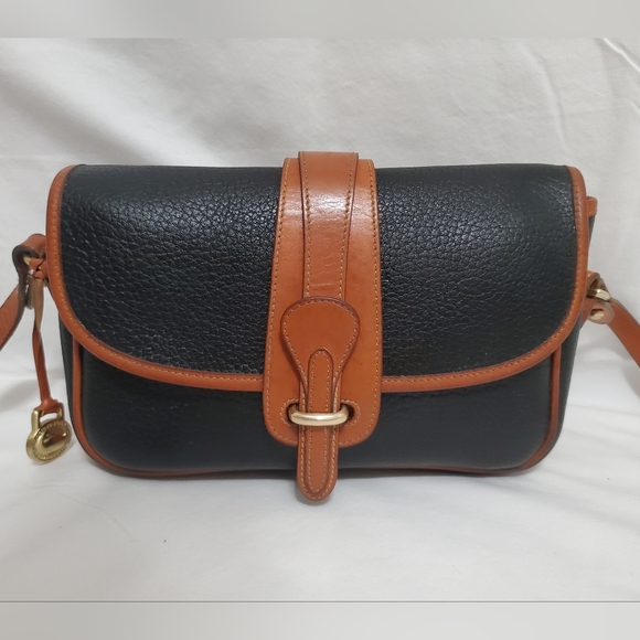 ***SOLD***Vintage Dooney & Bourke Equestrian Crossbody/Shoulder Bag - Picture 2 of 13